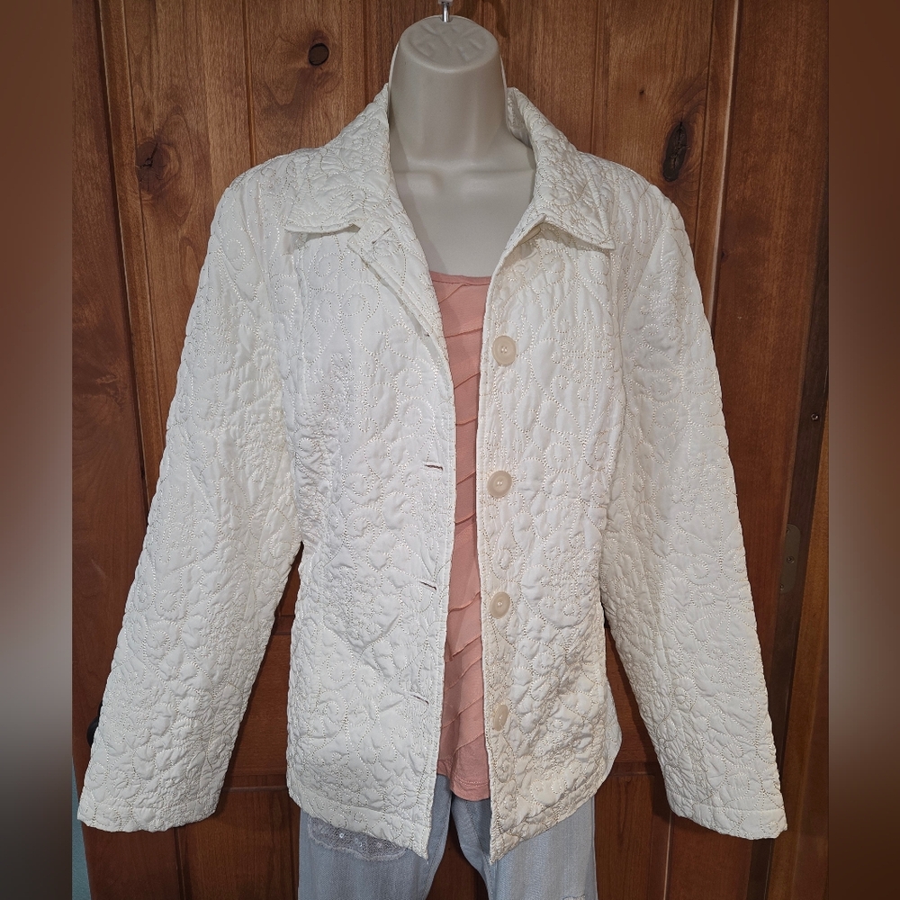 Requirements Cream Quilted Blazer Jacket